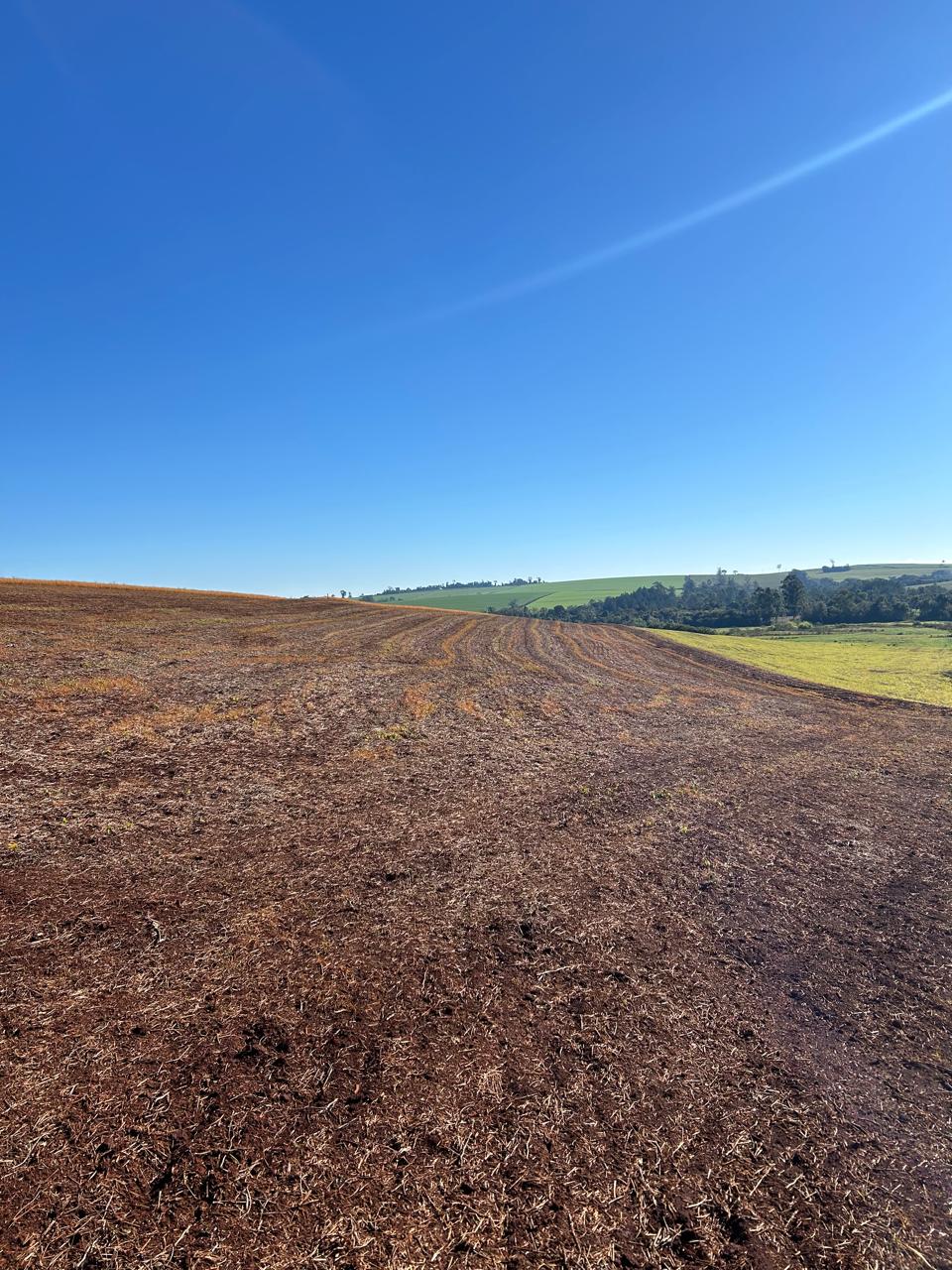 4 KM DA CIDADE,  9,40 HECTARES, TERRA BOA NÃO ESPERA.